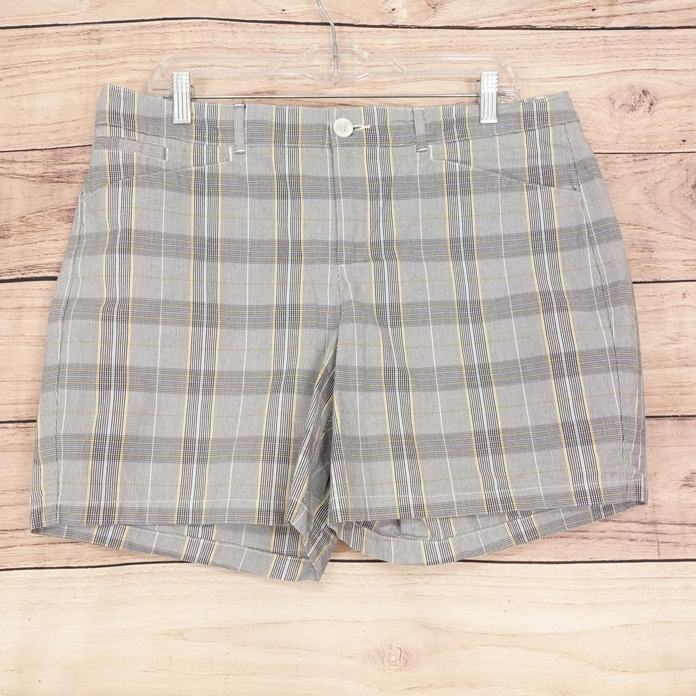 Dockers Chino Shorts Womens Size 14 Gray Plaid 36 Waist 5.5 Inseam Twill Stretch